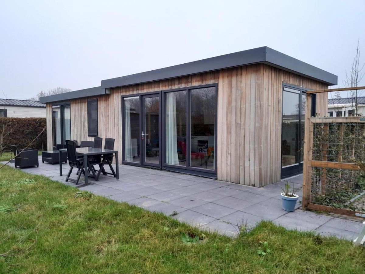 Dronrijp Luxe 5 Persoons Bungalow Op Rustig Vakantiepark Nabij Leeuwarden מראה חיצוני תמונה