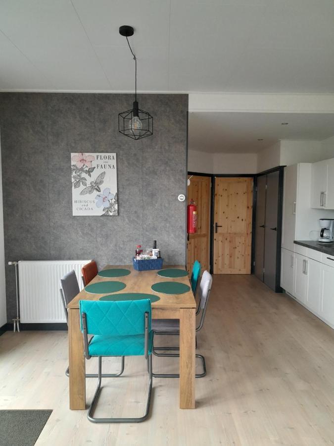 Dronrijp Luxe 5 Persoons Bungalow Op Rustig Vakantiepark Nabij Leeuwarden מראה חיצוני תמונה